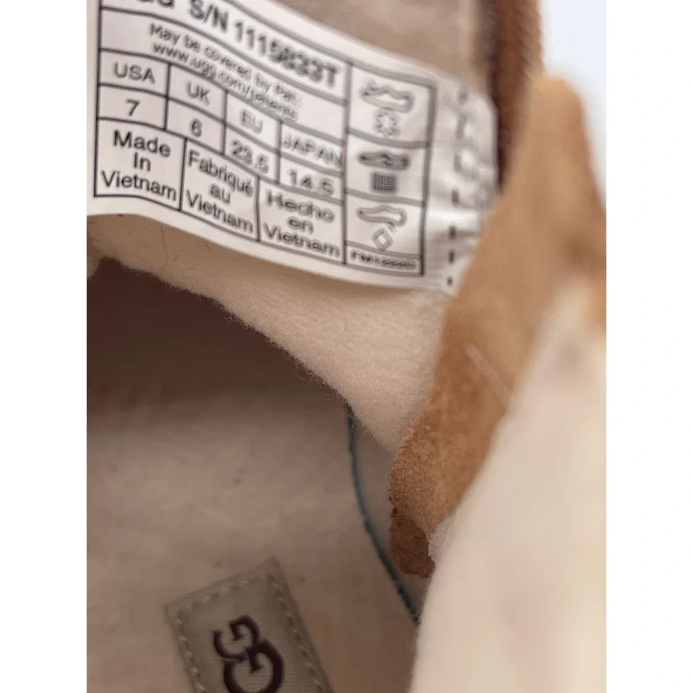 UGG Keelan‎ Starry Night Toddler Boots tan Suede Metallic Bows 1115833T Size 7